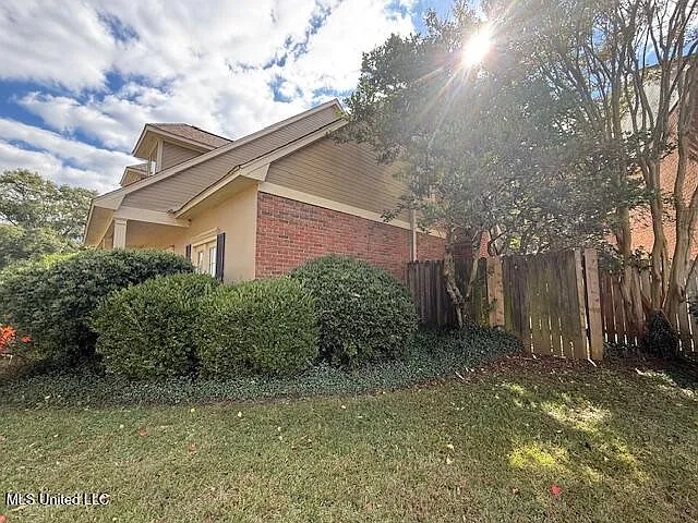 6231 Waterford Dr — Photo 14