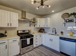 600 SW 2nd St, Moore, OK 73160