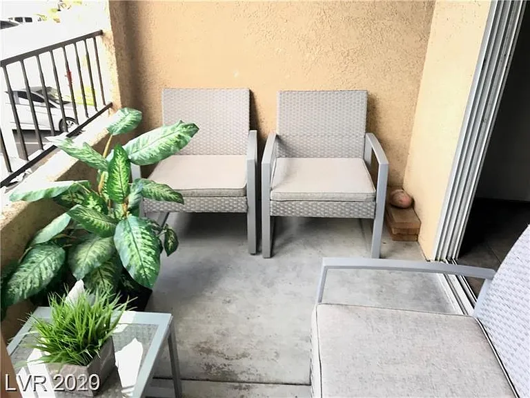 7885 W Flamingo Rd — Photo 19