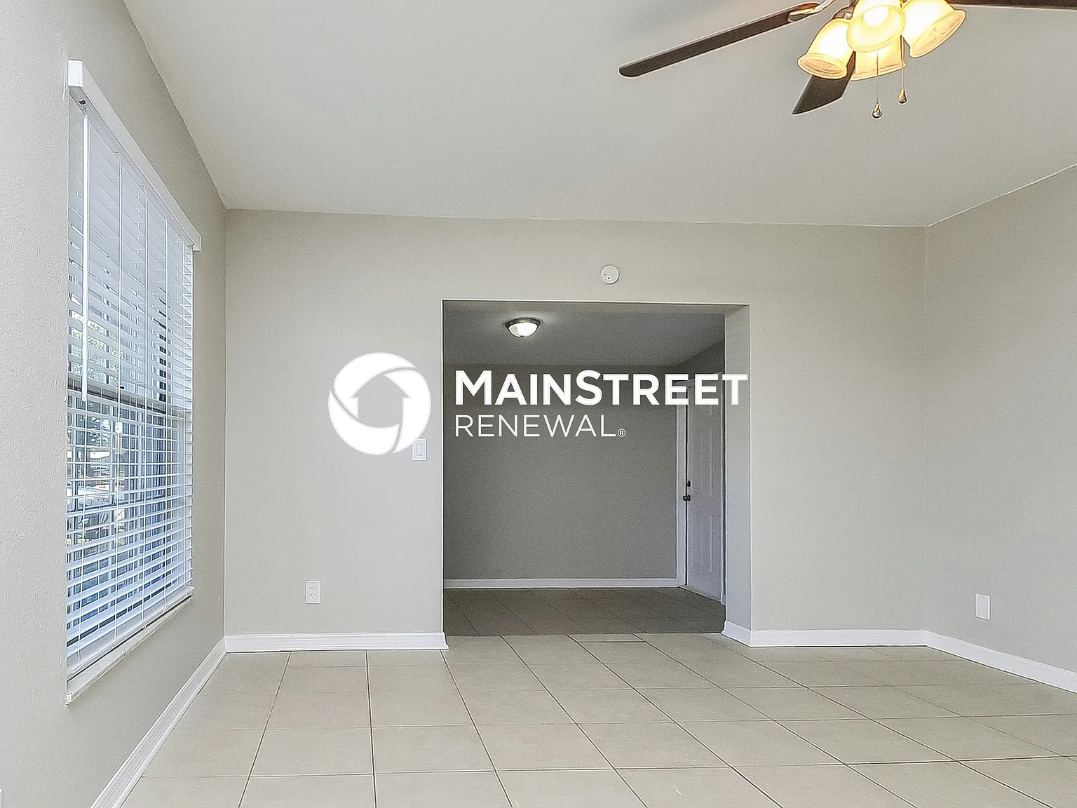 4417 W Varn Ave — Photo 4