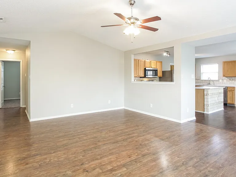 6906 W Dover Pl — Photo 5