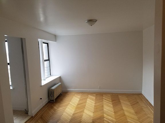 3rd image of 2857 Sedgwick Ave APT 3A