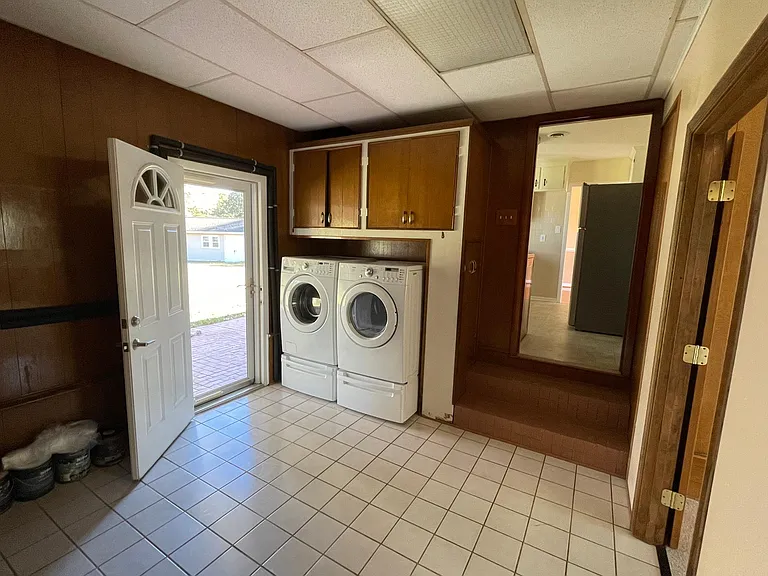 102 Caran Rd — Photo 8