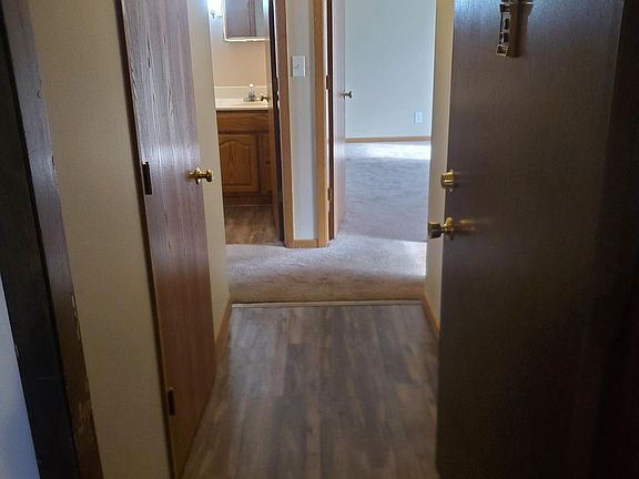 2nd image of 115 Vista Ter APT A