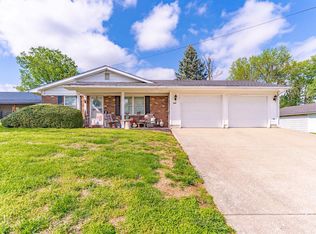 204 E Montgomery St, Owensville, IN
