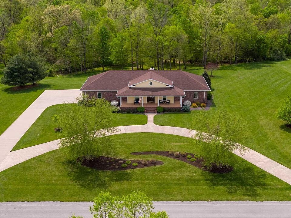 1st image of 3725 Ariel Dr