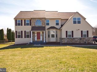 21 Meadow Ln, Pottstown, PA 19465