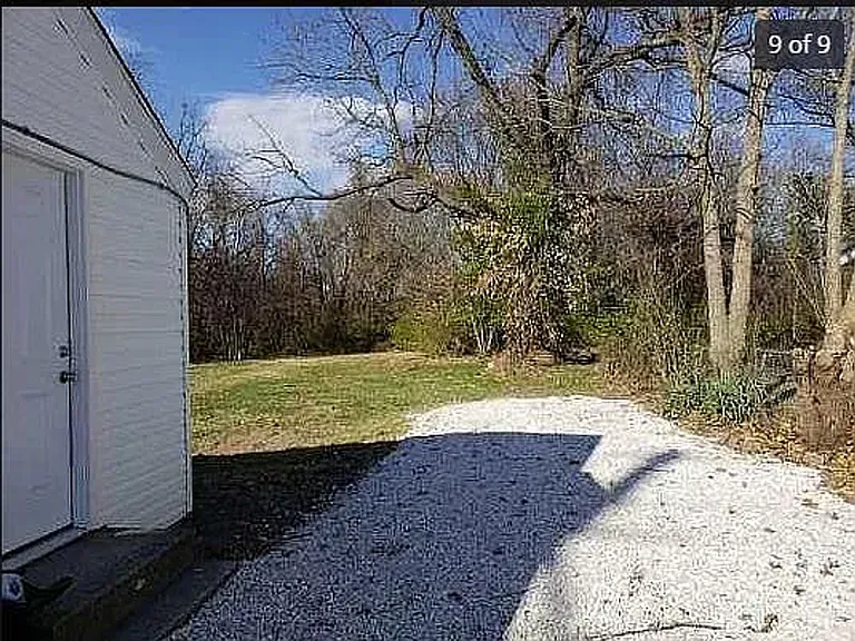 2613 E Cherry St — Photo 1