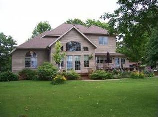 936 Essex Ct, Nekoosa, WI 54457