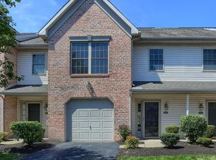 440 Waverly Woods Dr, Harrisburg, PA 17110