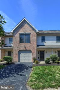 440 Waverly Woods Dr, Harrisburg, PA, 17110