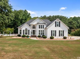 3217 Virginia Creeper Ln, Willow Spring, NC 27592
