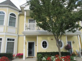 902 Emily Dr, Patchogue, NY 11772