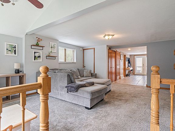 2nd image of 608 S 2nd St