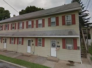 9 Cameron Ave, Hummelstown, PA 17036