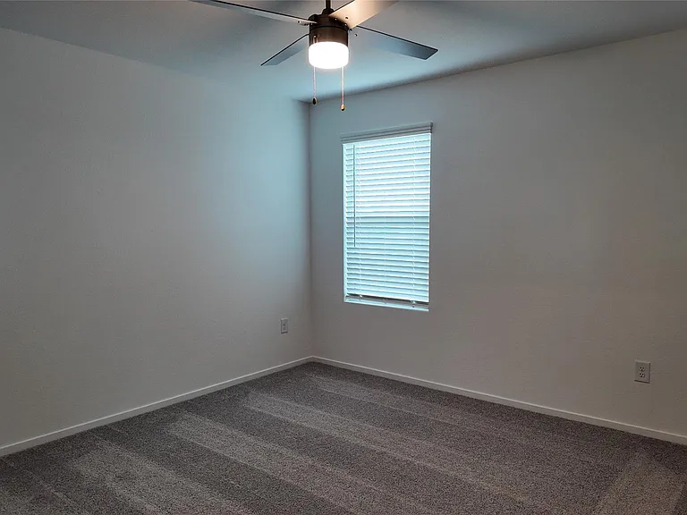 15035 Rustic Moon Rd — Photo 16