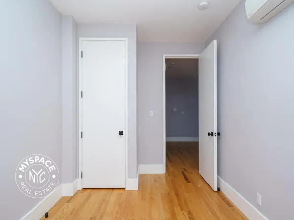 1520 Saint John's Place image 9 of 11