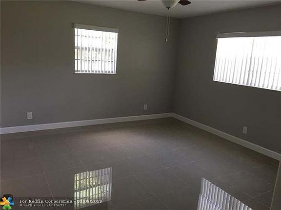 4th image of 11131 Royal Palm Blvd APT 9