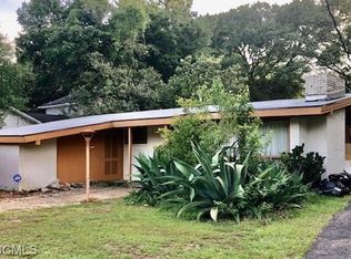 320 Thornton Pl, Mobile, AL 36609