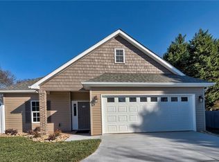 116 Dayton School Rd, Easley, SC 29642