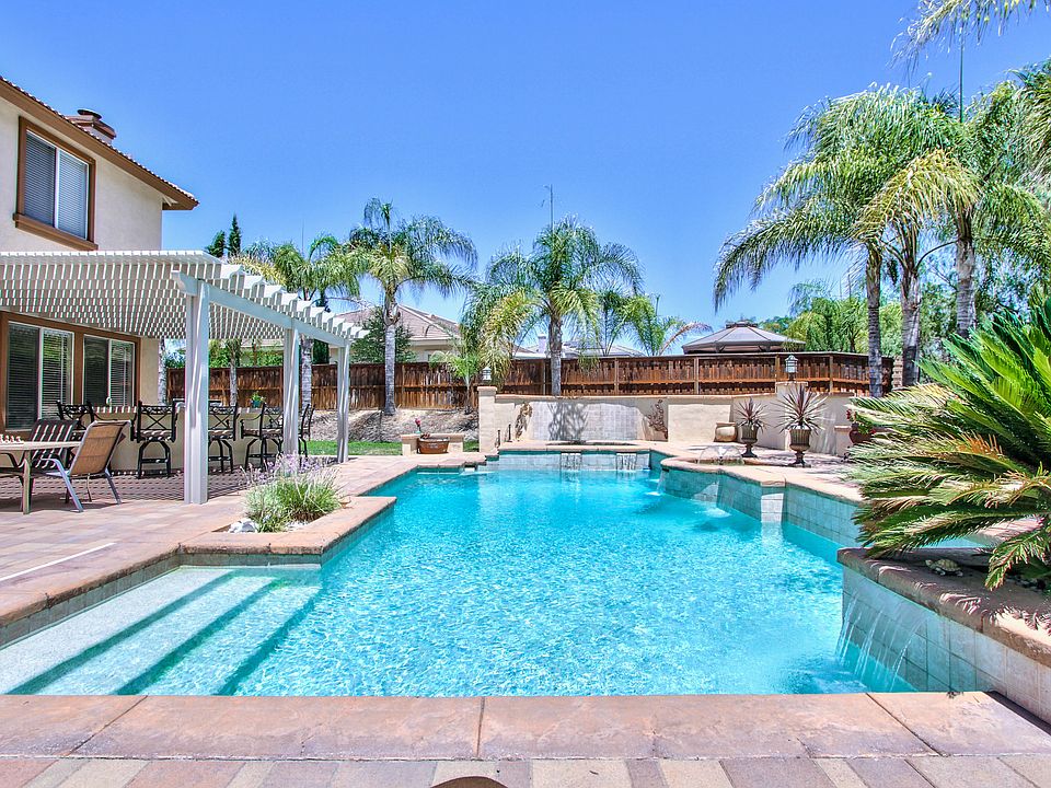 1st image of 40268 Odessa Dr