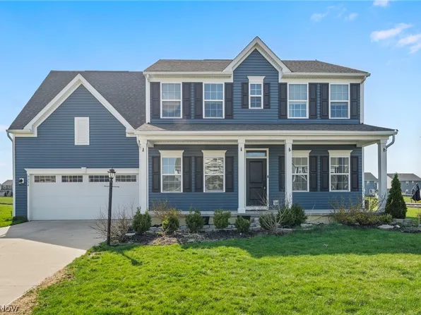 9254 Winfield Ln, North Ridgeville, OH 44039