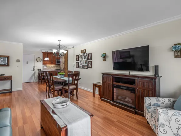 17-85 215th Street image 8 of 31