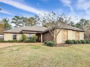 508 Glensview Dr, Brandon, MS 39047