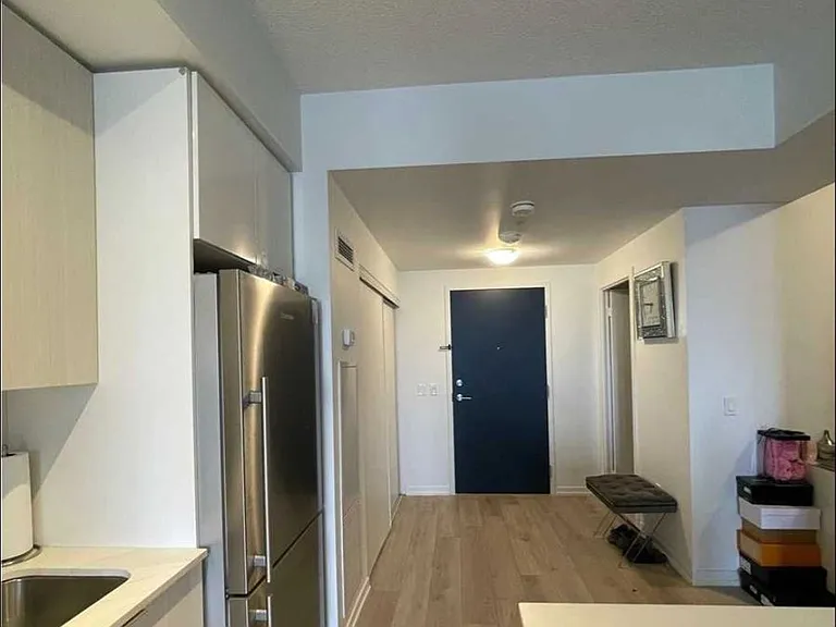3237 Bayview Ave #604 — Photo 2