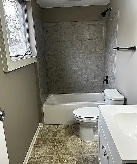 240 Arch Street - 1 — Photo 4