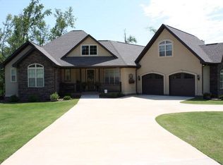 8427 Westminster Ct, Opelika, AL 36804