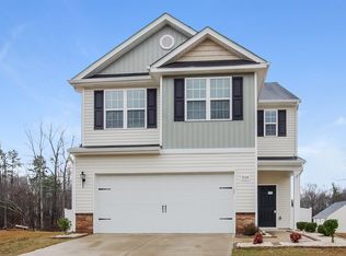 904 Hilphiger Ct, Gastonia, NC 28054