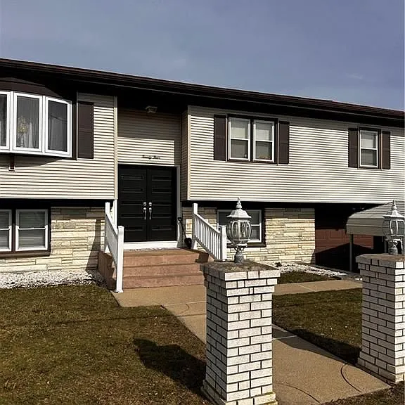 24 Lewis St #2 — Photo 19