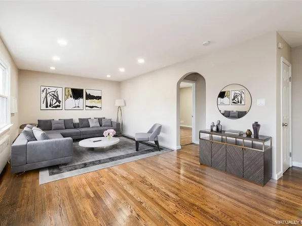 252-27 72nd Avenue #160B, Glen Oaks, NY 11004