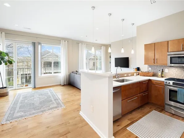 1430 Dresden Dr NE Unit 230, Brookhaven, GA 30319