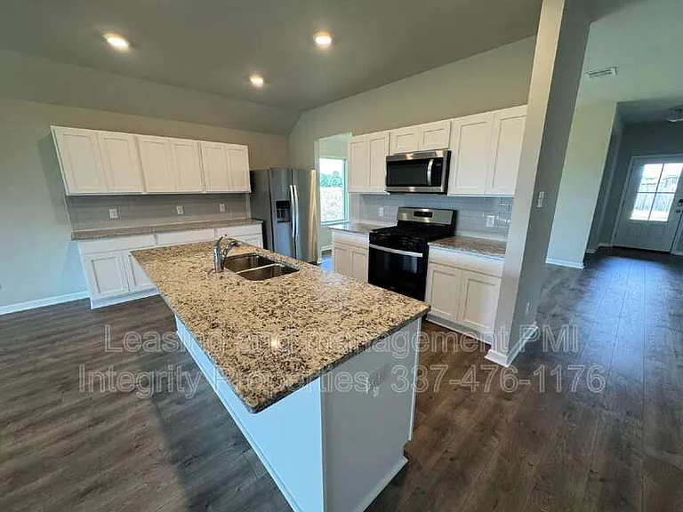 3202 Haven Lake Dr — Photo 6