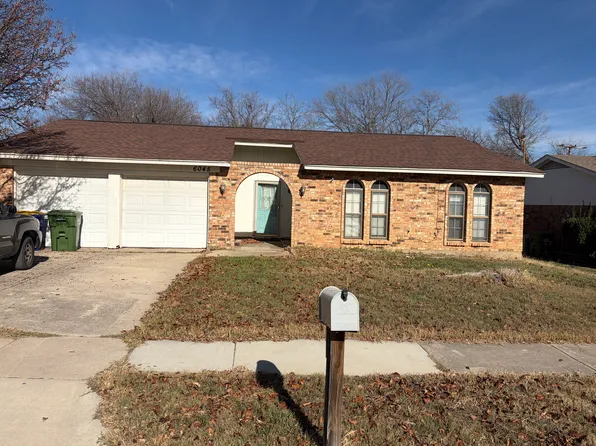 6045 Hillcrest Dr, Watauga, TX 76148