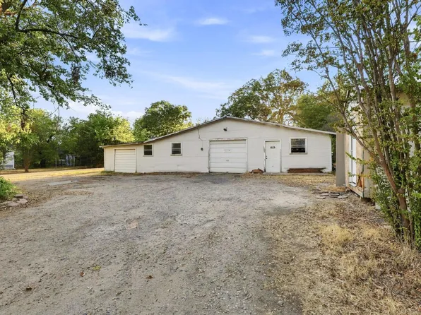 1705 Morse St, Commerce, TX 75428