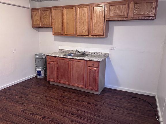 2nd image of 34223 Dayton Ct