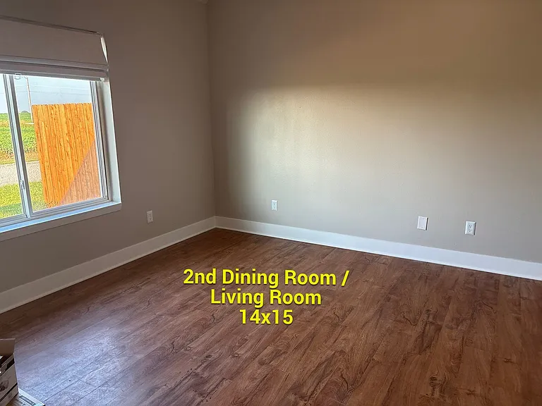 597 Giddings St — Photo 12