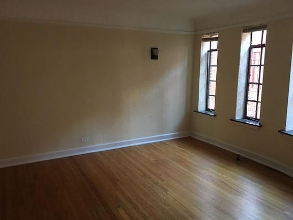 3rd image of 2554 W Fitch Ave APT 3C