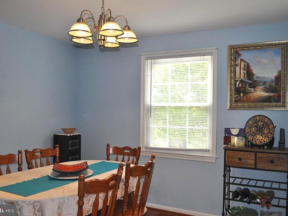 3rd image of 9057 Loreleigh Way
