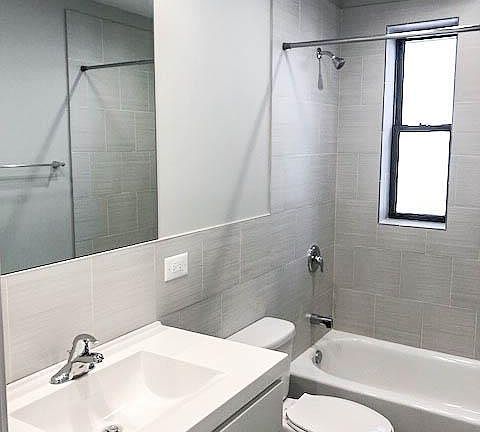 3rd image of 3350 N Kenmore Ave #C3