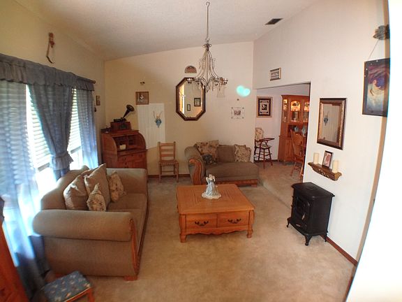 5th image of 128 Trafalgar Pl