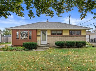 3745 E Klieforth Ave, Cudahy, WI 53110