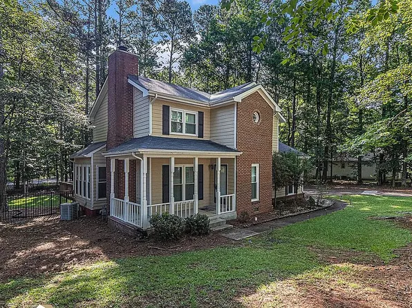 210 Groveland Dr, Peachtree City, GA 30269