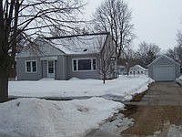 1st image of 211 W Mill St