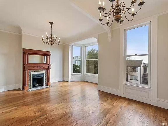 2nd image of 2078 Bush St