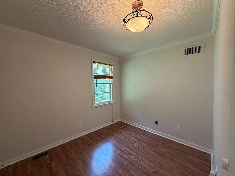 524 Graycroft Dr SW — Photo 7