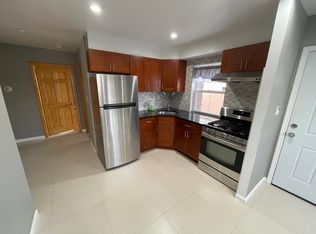 5648 Clearview Expy #1, Oakland Gardens, NY 11364